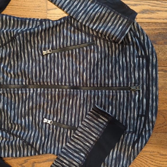 Zella running jacket - size S - Picture 2 of 5